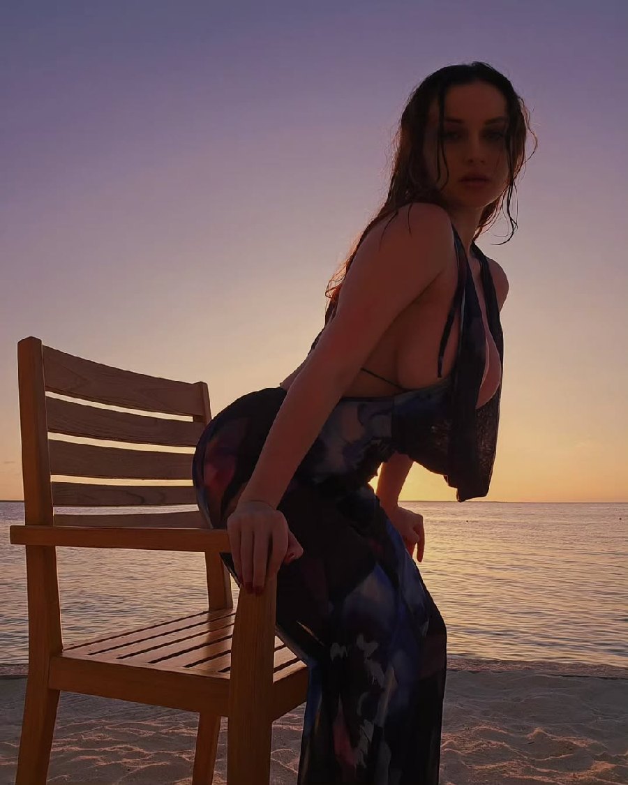 Sexy girl Miranda Faith nude in Kagoshima