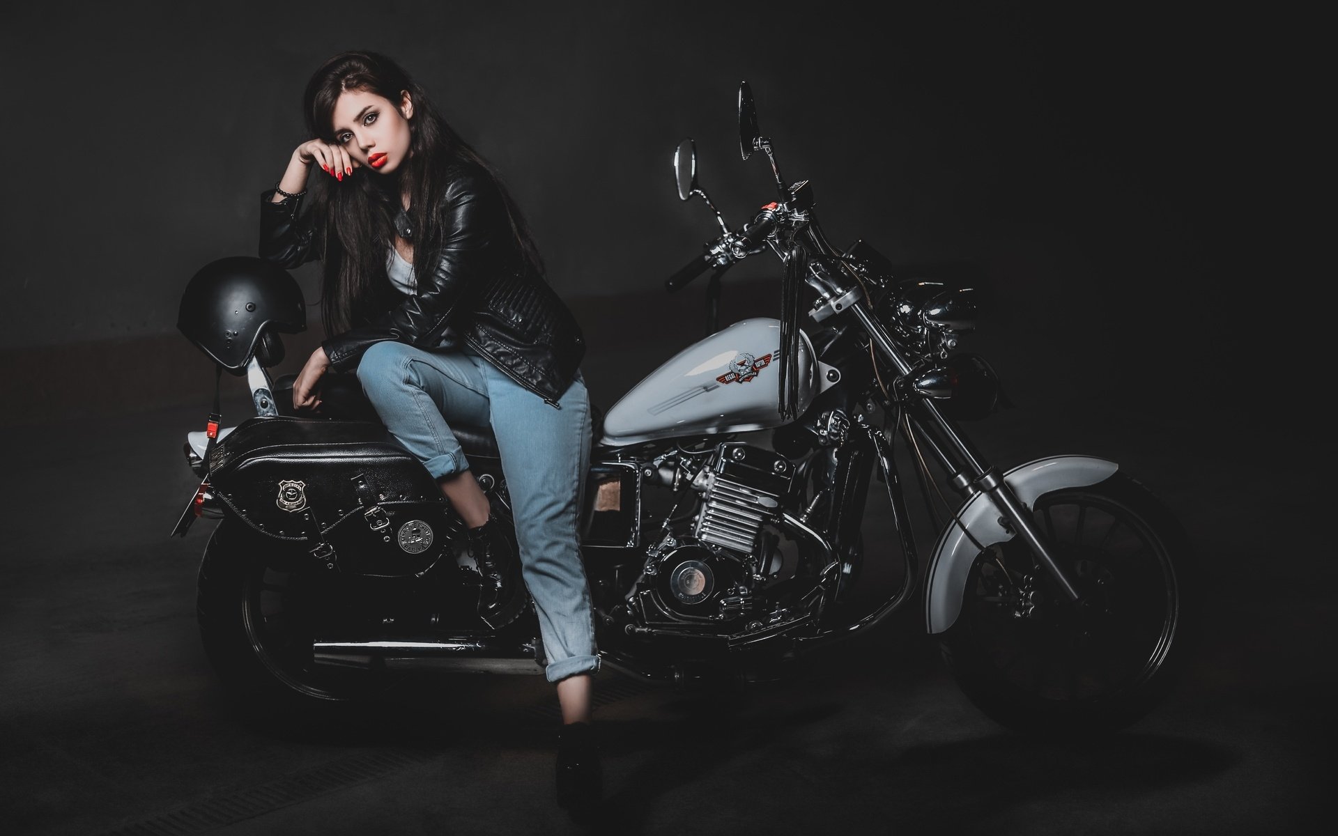 Biker girls: style and drive in Kagoshima