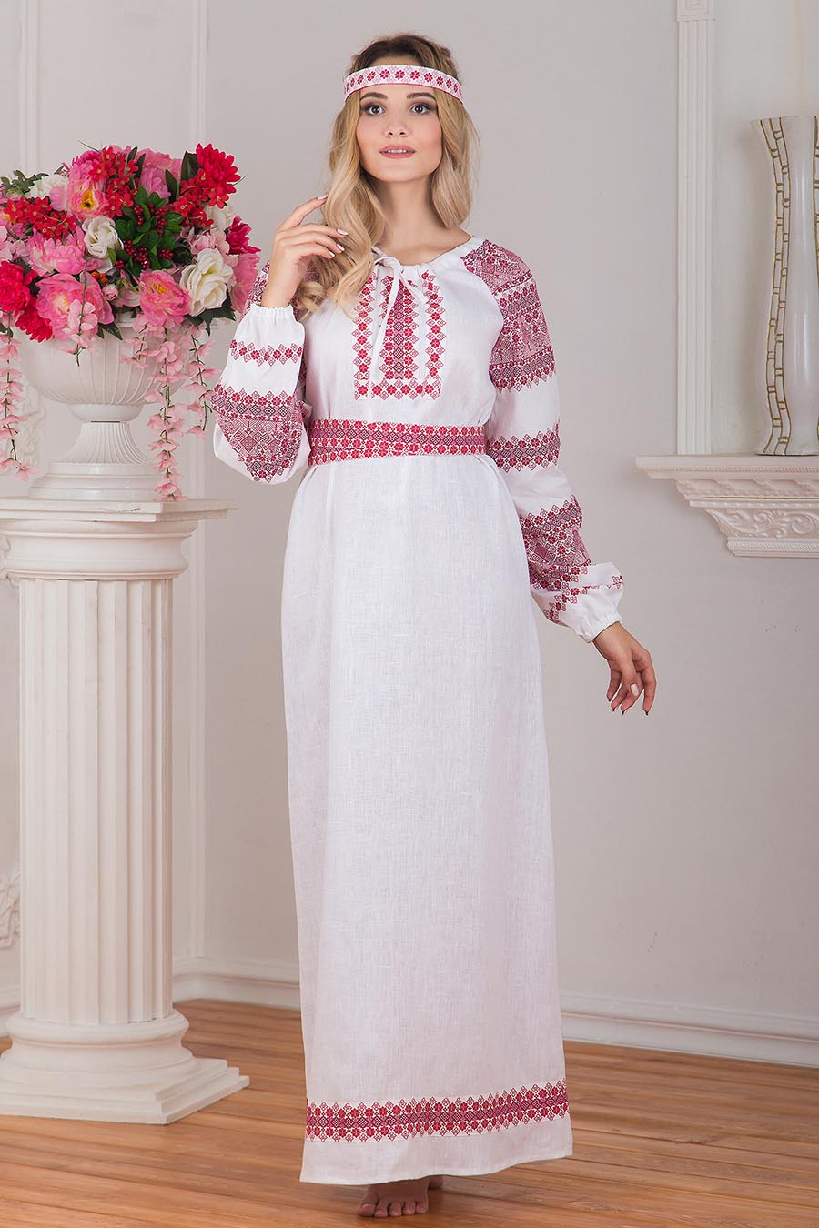 Women in Slavic costumes in Kagoshima