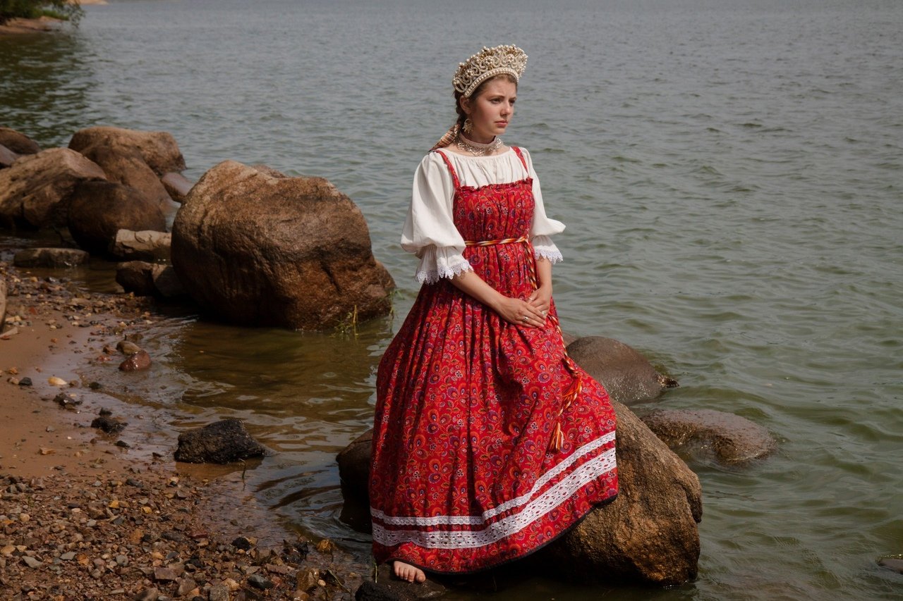 Women in Slavic costumes in Kagoshima