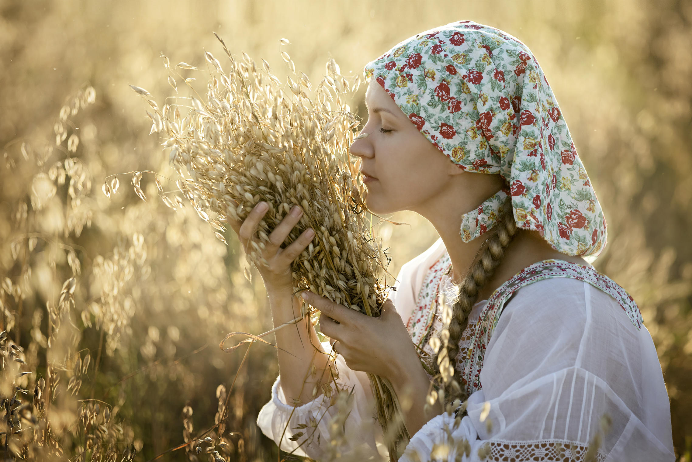 Photo Women in Slavic costumes in Kagoshima