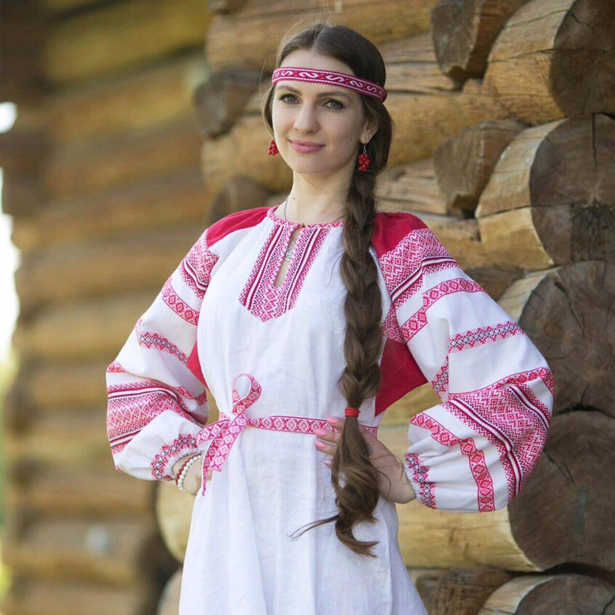 Girls in Slavic costumes in Kagoshima