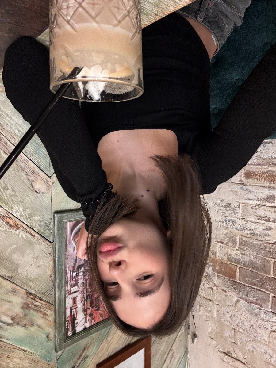 Fresh photos, fresh mood — Tina online in Kagoshima